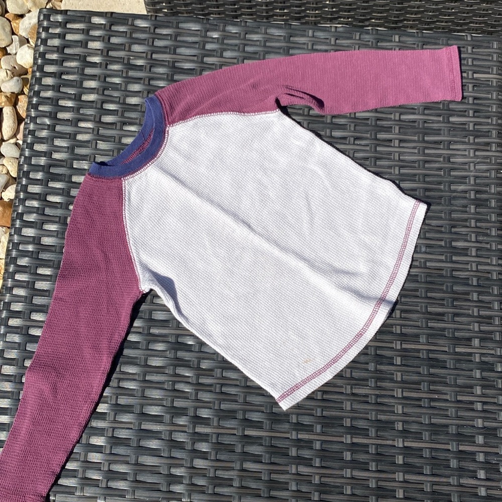 Boy’s long sleeve thermal shirt size 3T
